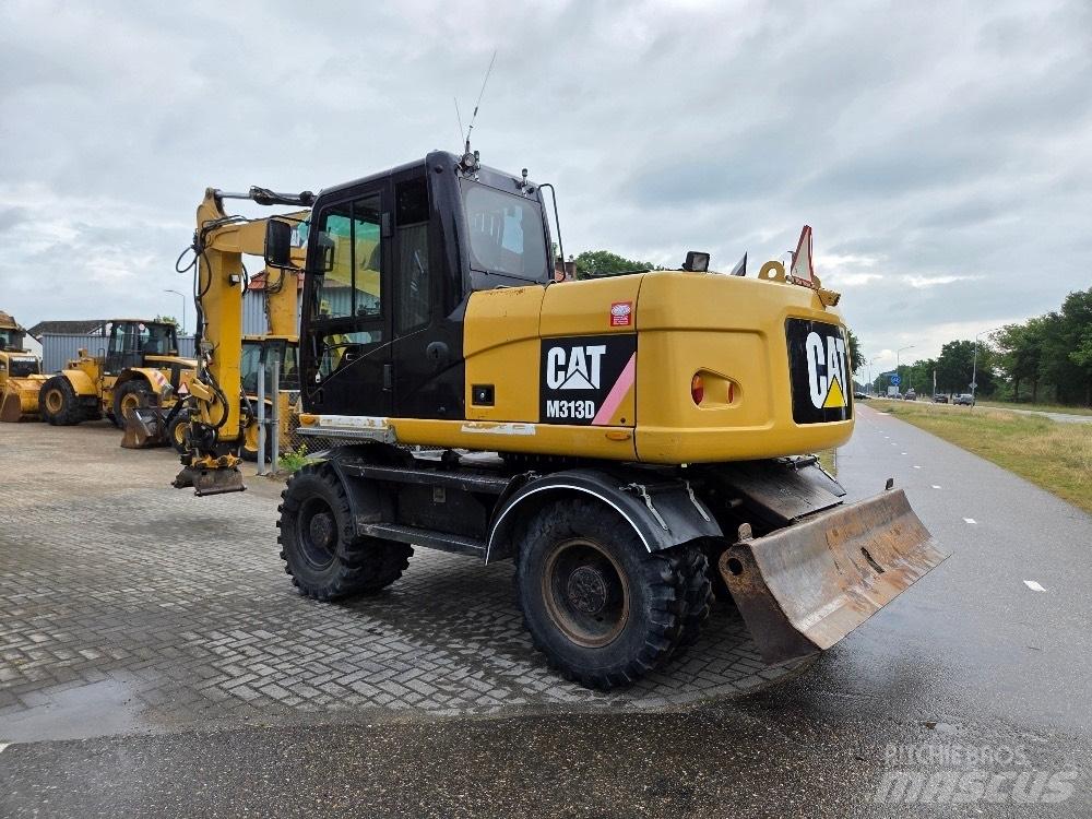 CAT M313D Wheeled excavators