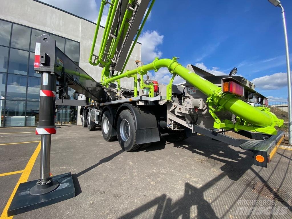 Zoomlion ZL 40 Concrete pump trucks