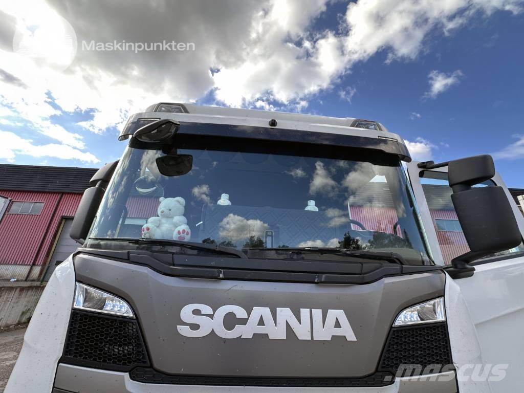 Scania R 450 Box body trucks