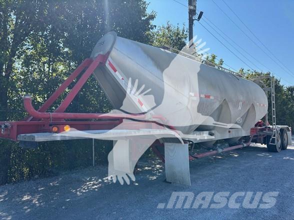 Fruehauf 1000CUFT Tanker semi-trailers