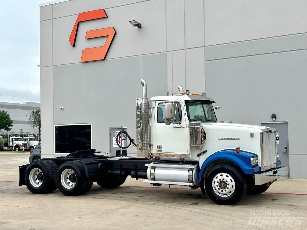 Western Star 4900 Tractor Units
