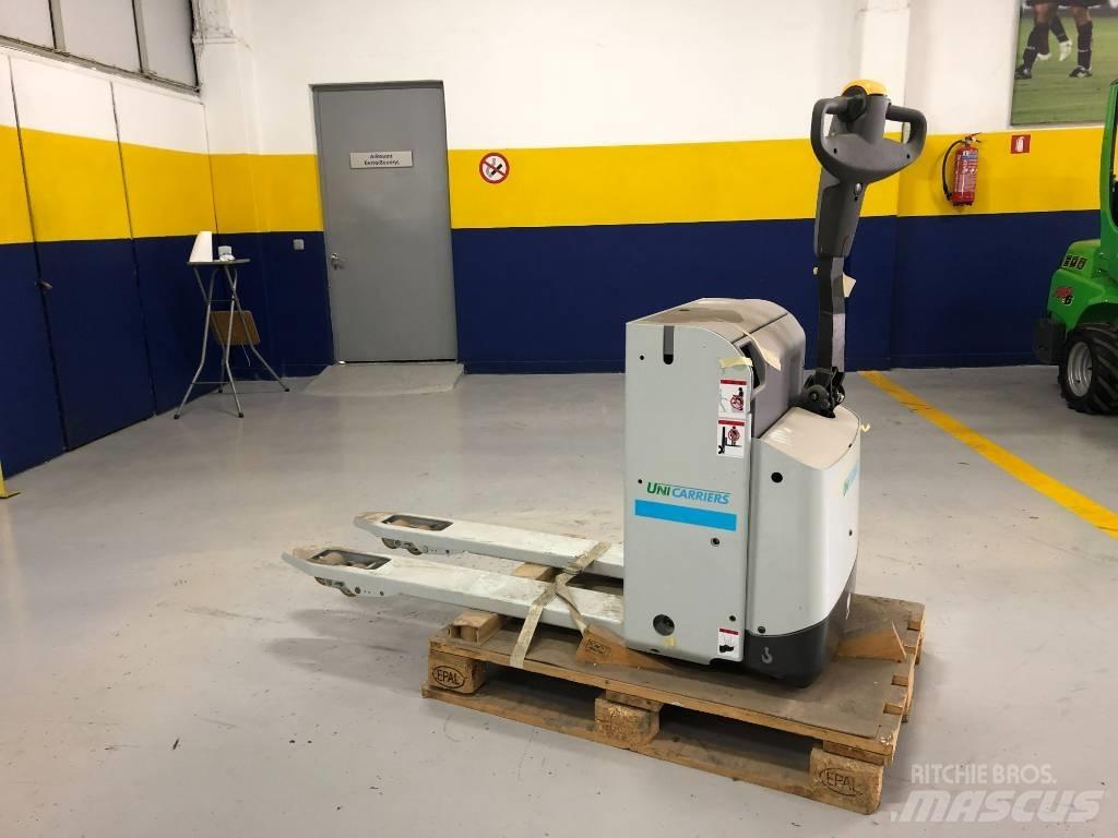 Atlet PLL200 Hand pallet stackers