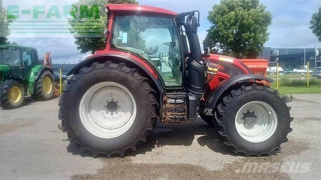 Valtra n174 versu Tractors