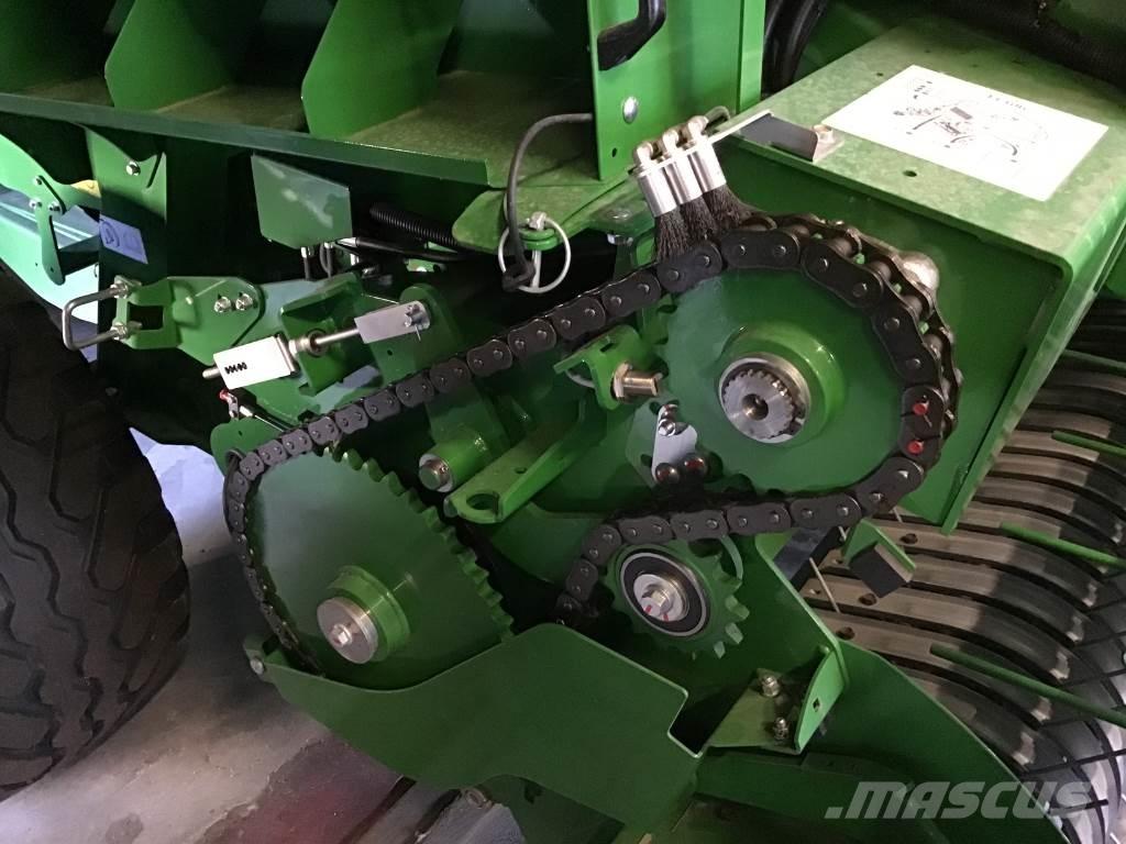 John Deere V461M Round balers