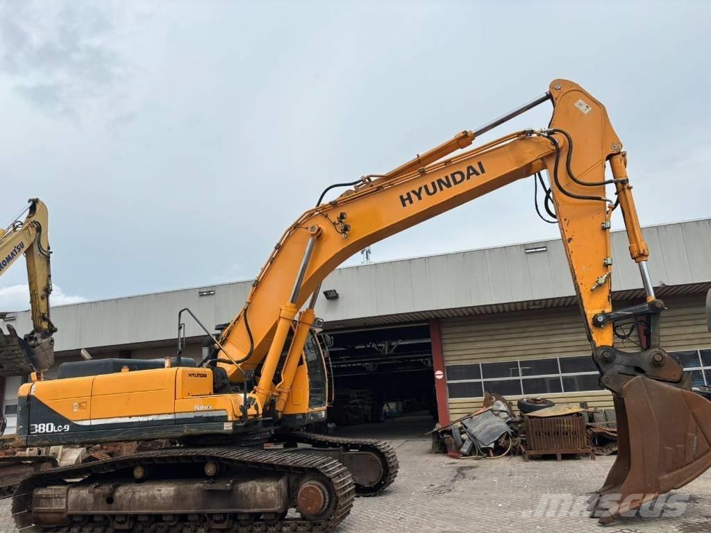 Hyundai 380LC-9 Crawler excavators