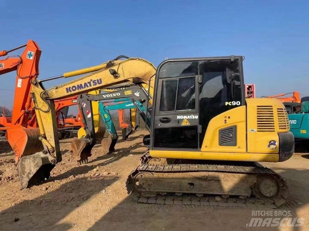 Komatsu PC70 Crawler excavators