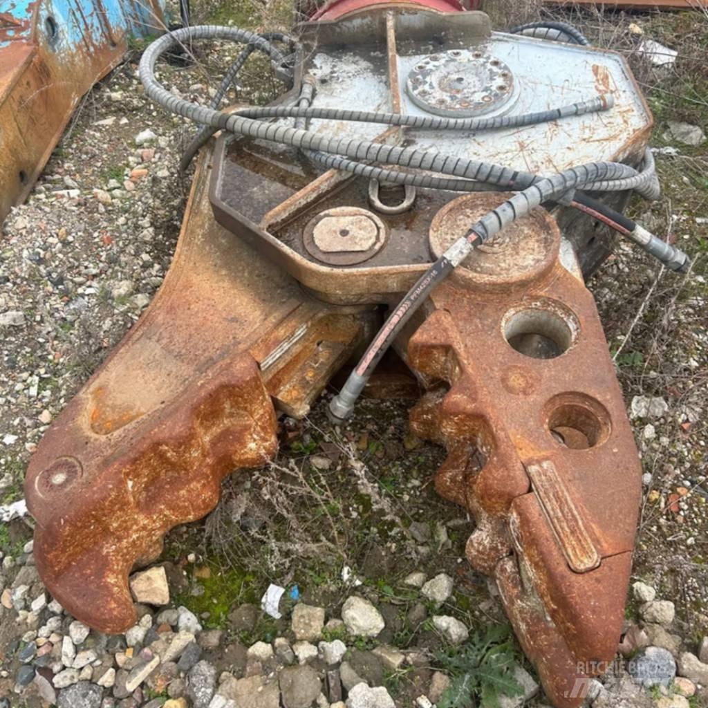 Demarec DLP 30 Pulveriser  (Demolition Crusher ) 