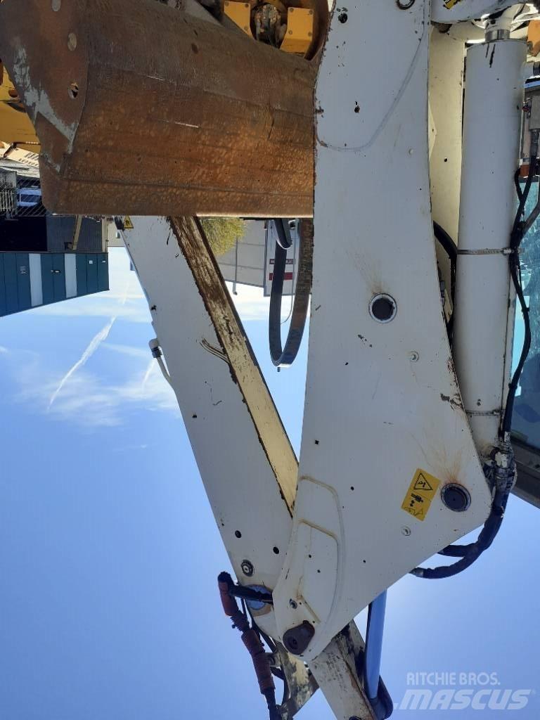 CASE 590 ST Backhoe loaders