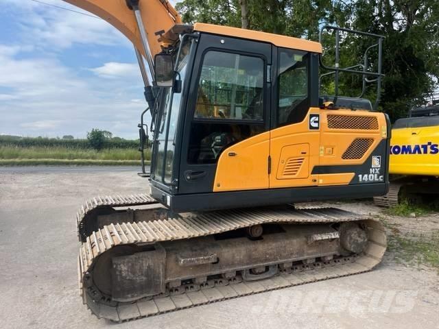 Hyundai HX140L Crawler excavators