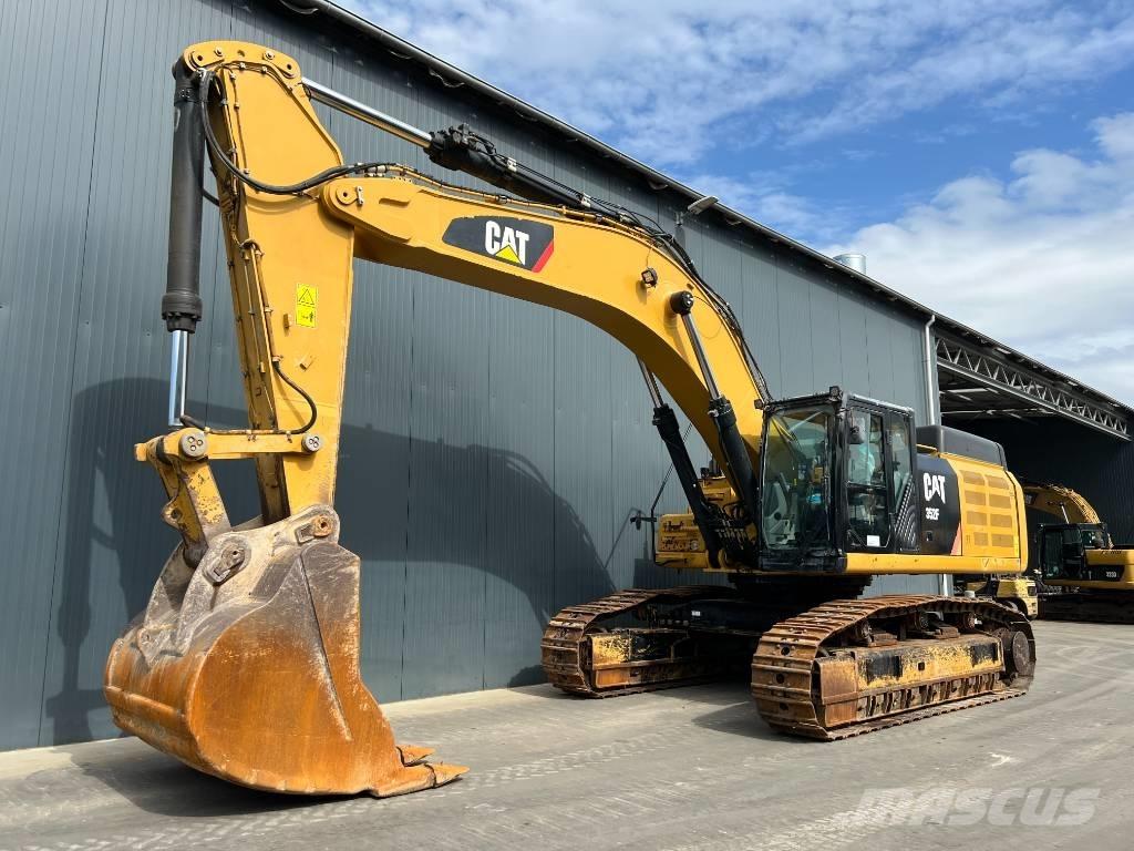 CAT 352F Crawler excavators