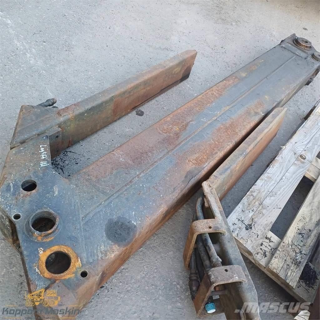 Loglift 111 Forwarder cranes