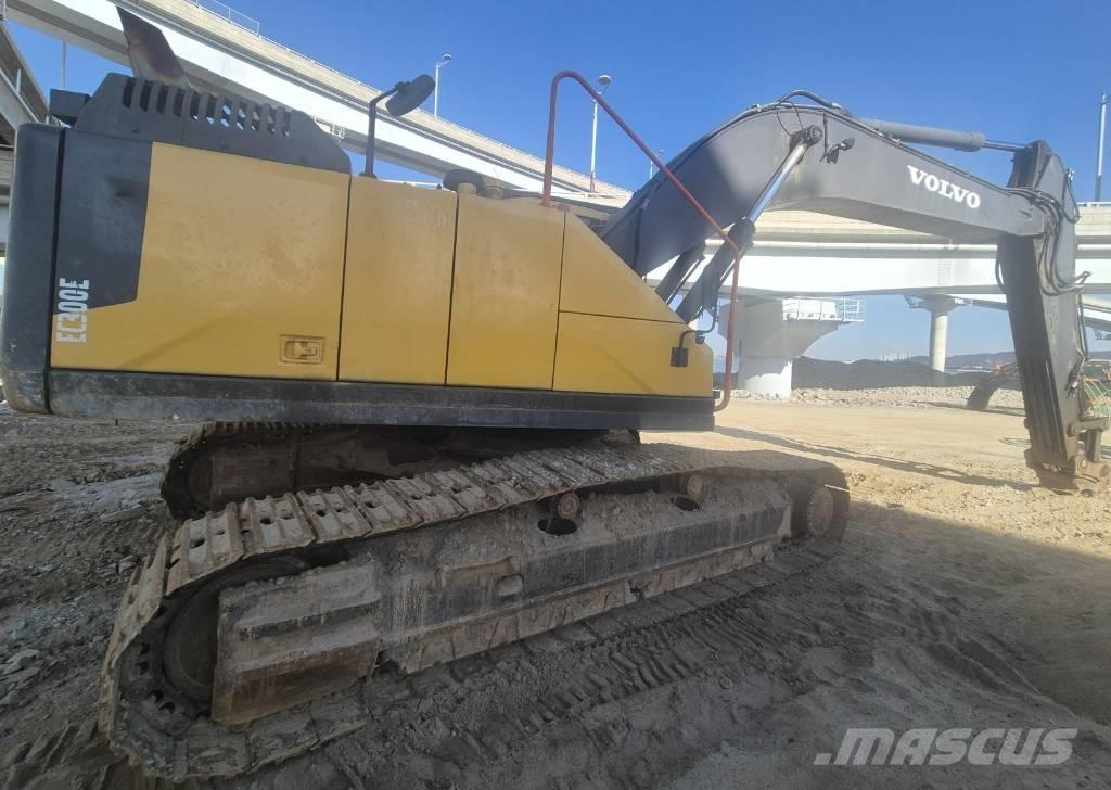 Volvo EC 300 E Crawler excavators