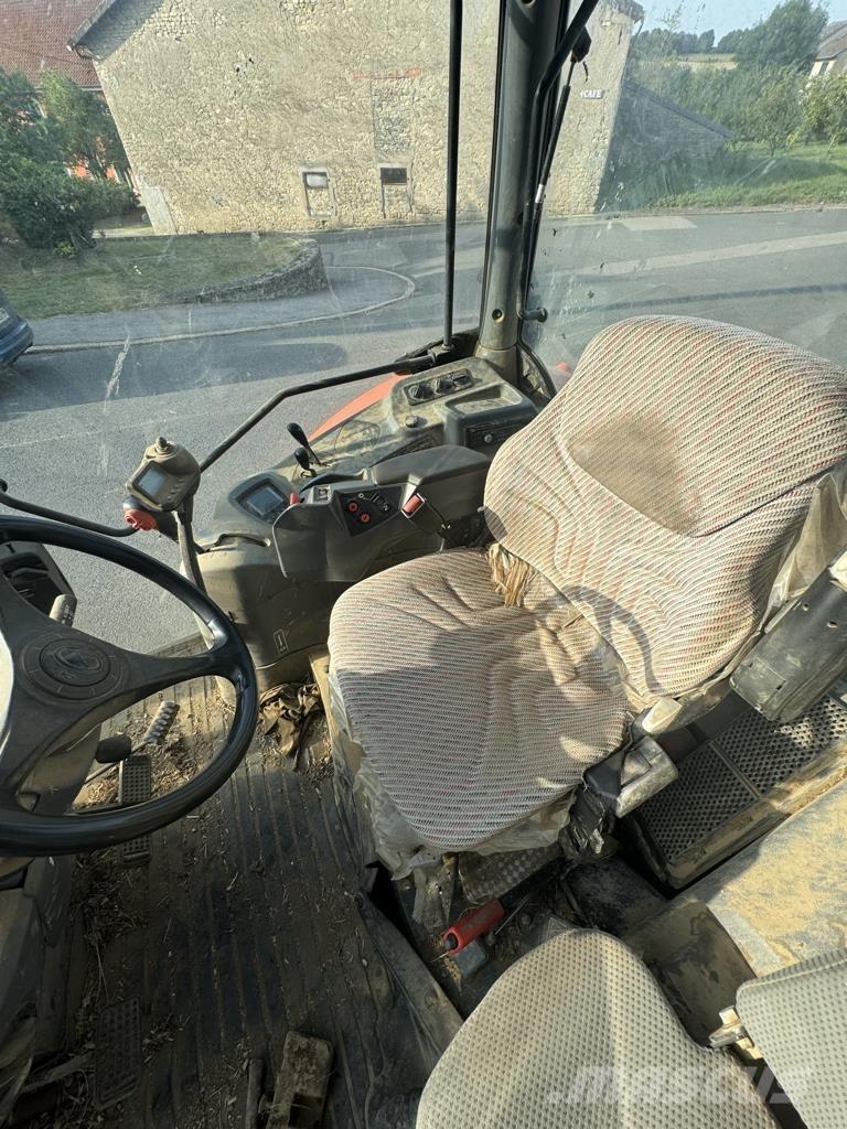 Kubota M135GX Tractors