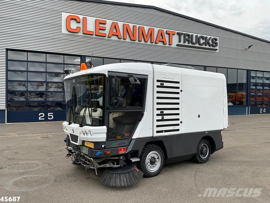 Ravo 530 Sweeper trucks