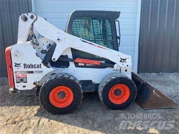 Bobcat S650 Skid steer loaders