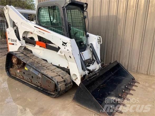 Bobcat T870 Skid steer loaders
