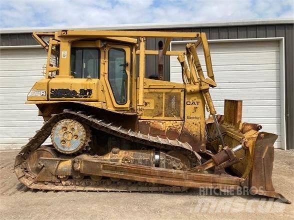 CAT D6H XL Crawler dozers