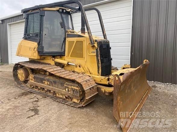 CAT D6K Crawler dozers