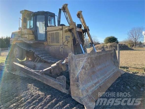 CAT D7H II Crawler dozers