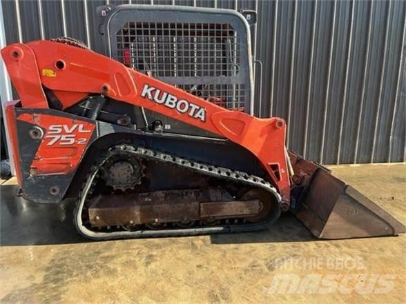 Kubota SVL75-2 Skid steer loaders