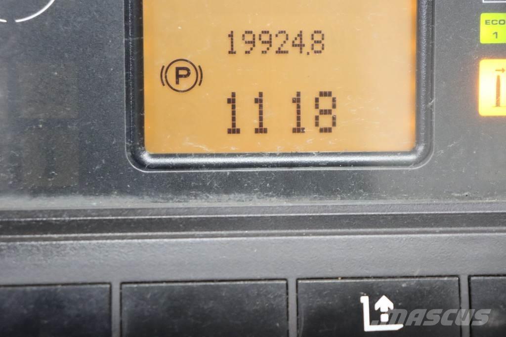 Linde R16-01 Reach trucks