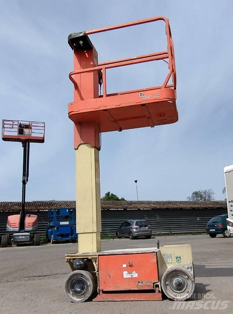 JLG 1230 ES Vertical mast lifts