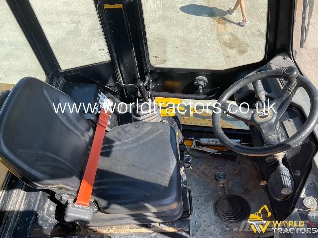 JCB 6 T-2 Site dumpers