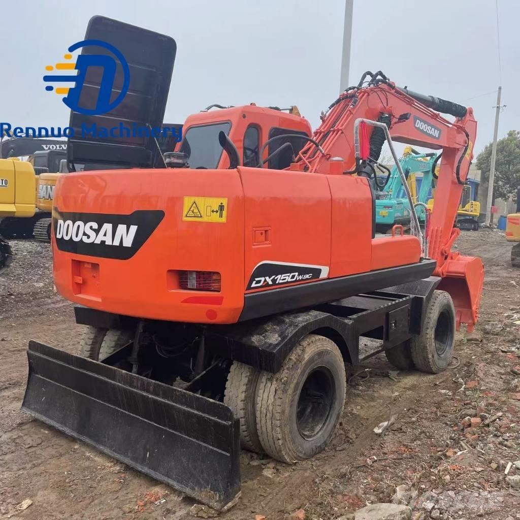 Doosan DX150W-7 Wheeled excavators