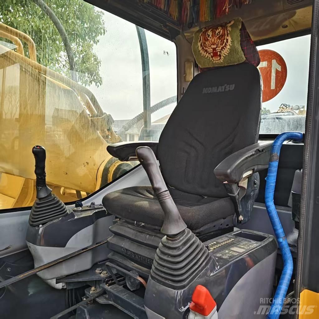 Komatsu PC 400-7 Crawler excavators