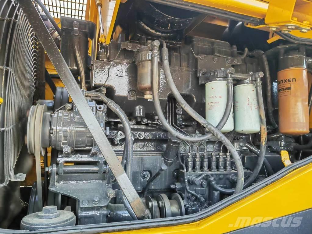 Komatsu WA 470-3 Crawler excavators