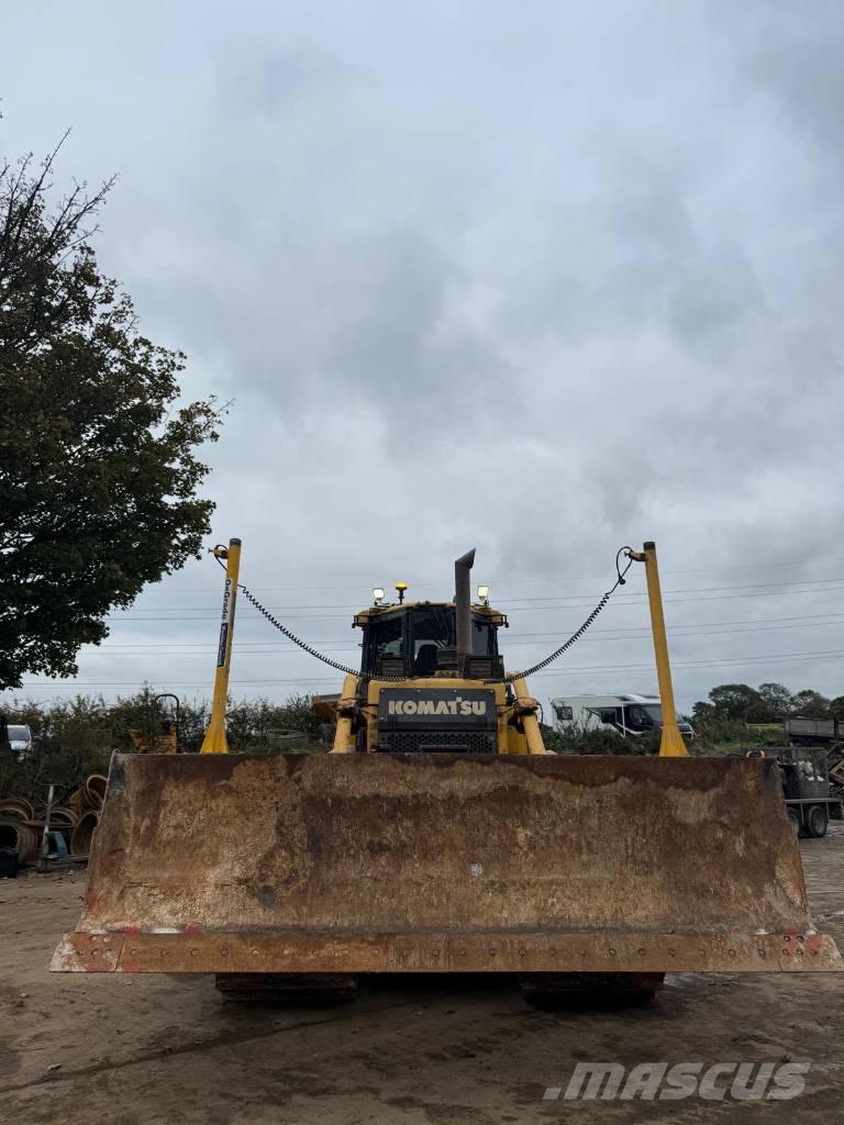 Komatsu D 65 PX-17 Crawler dozers