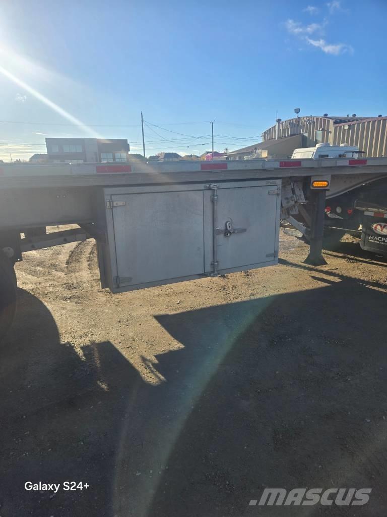Alutrec 28' + 32' Flatbed/Dropside trailers