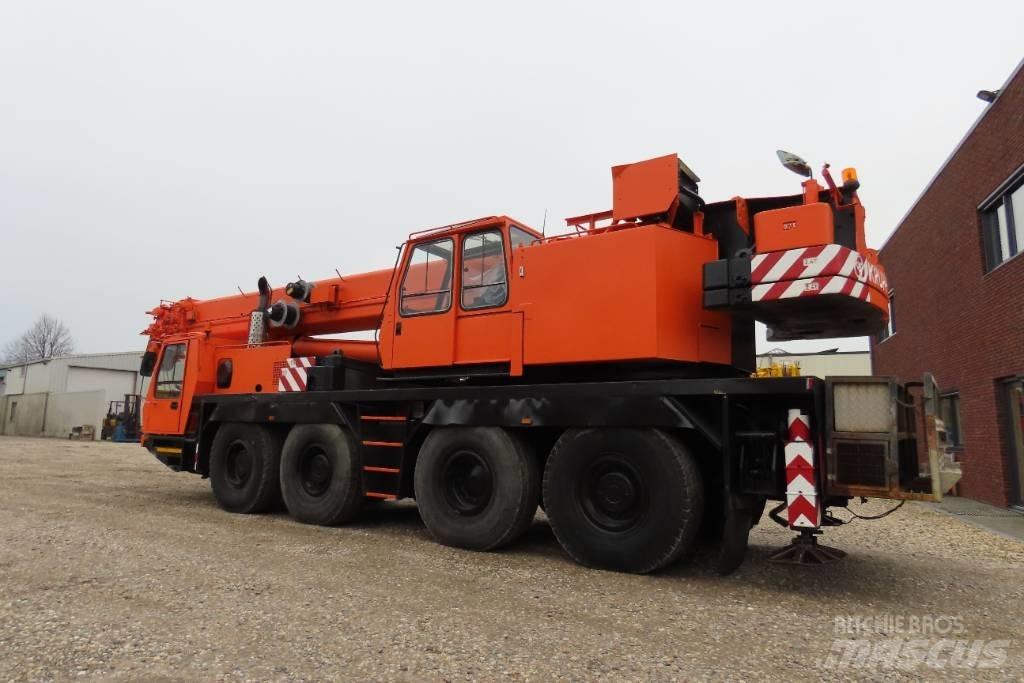 Krupp KMK 4080 All terrain cranes