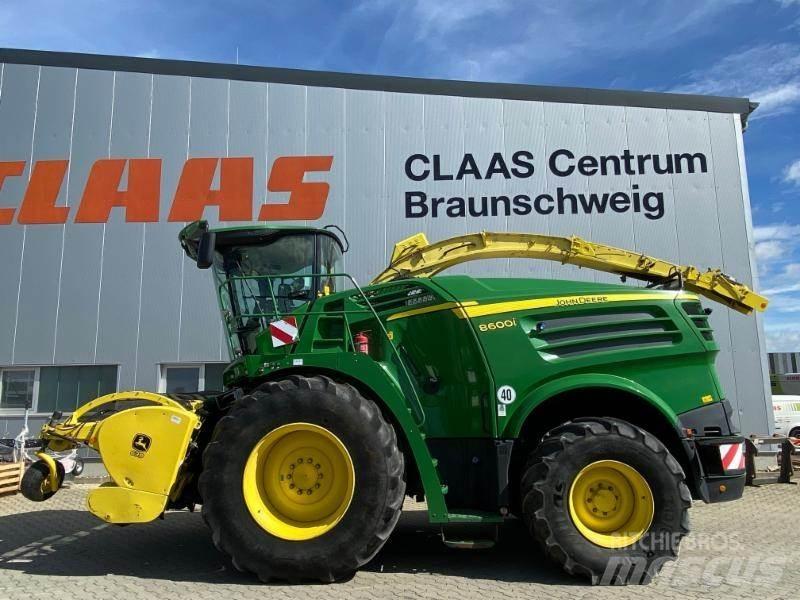 John Deere 8600i Self-propelled foragers