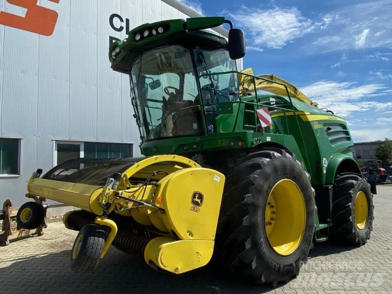 John Deere 8600i Self-propelled foragers