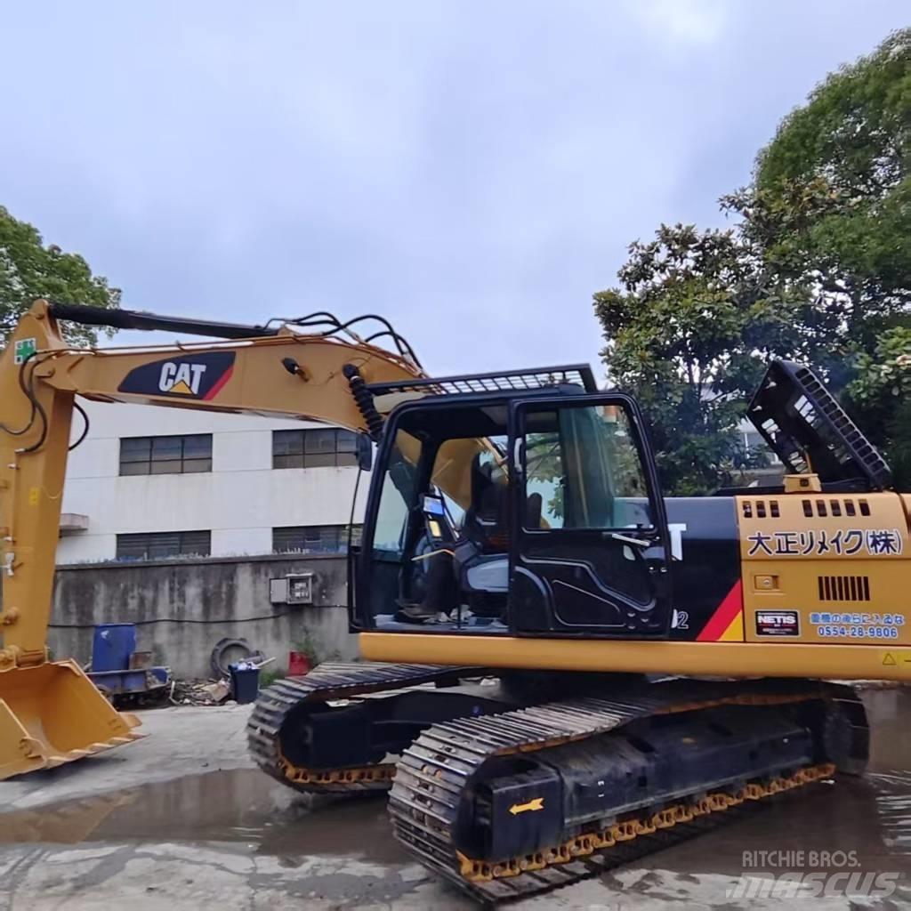 CAT 320 Crawler excavators