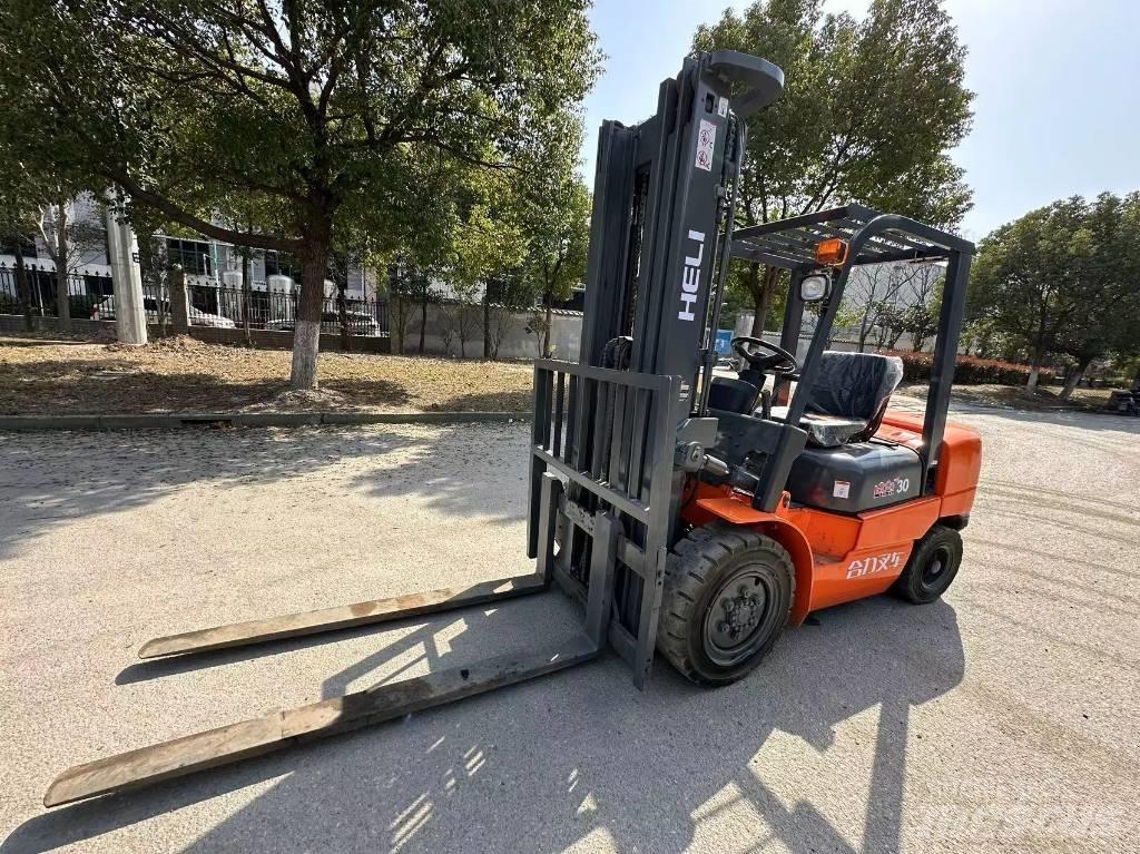 Heli CPC30 Diesel trucks