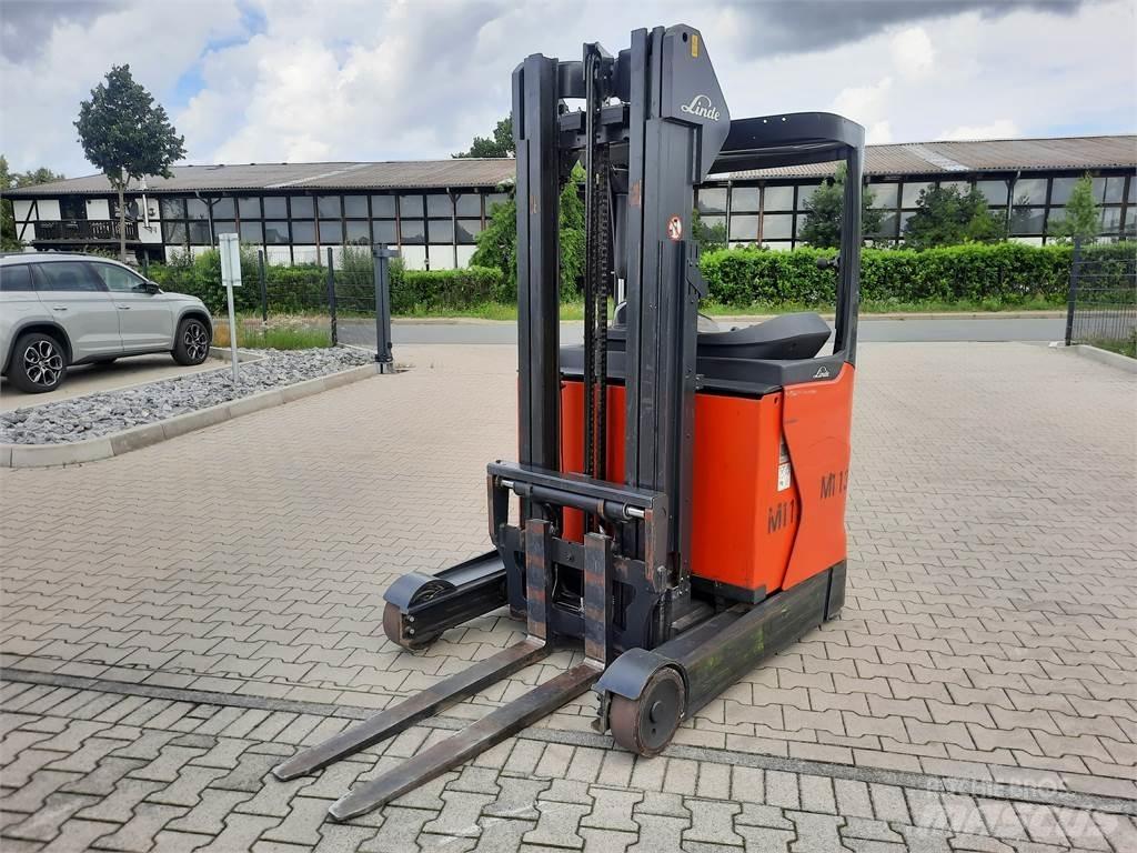 Linde R14 Reach trucks