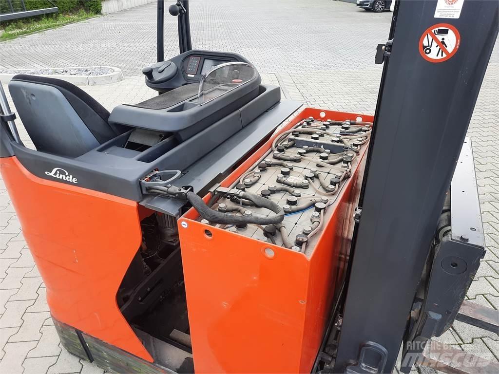 Linde R14 Reach trucks