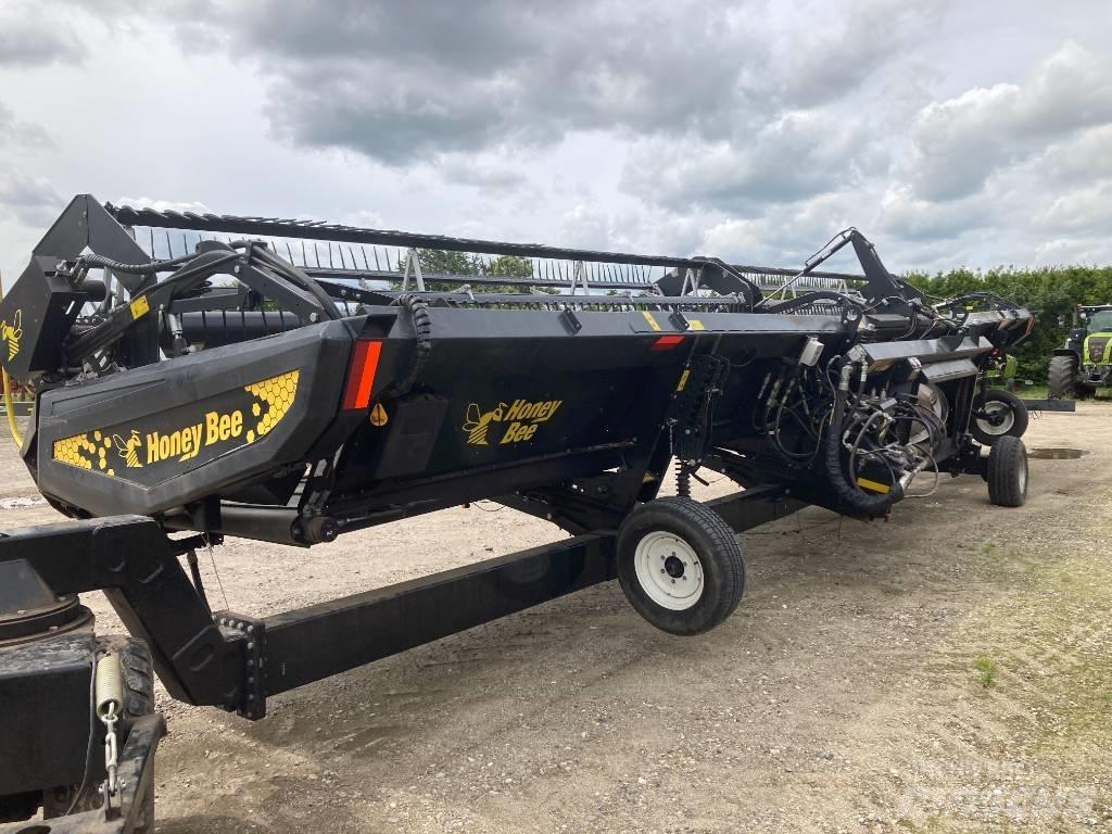 Honey Bee 4040 Combine harvester heads