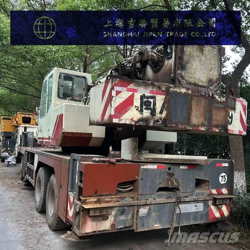 Zoomlion 50 All terrain cranes