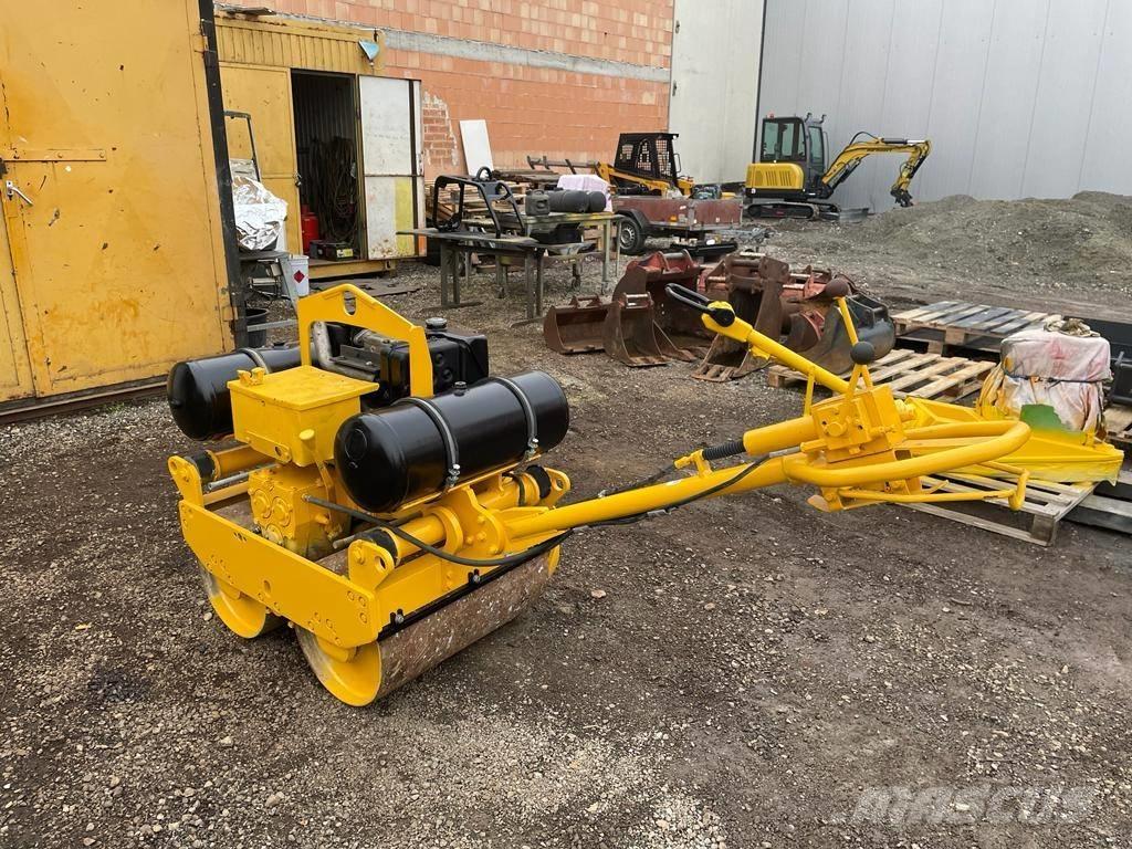 Bomag BW 65 S Twin drum rollers