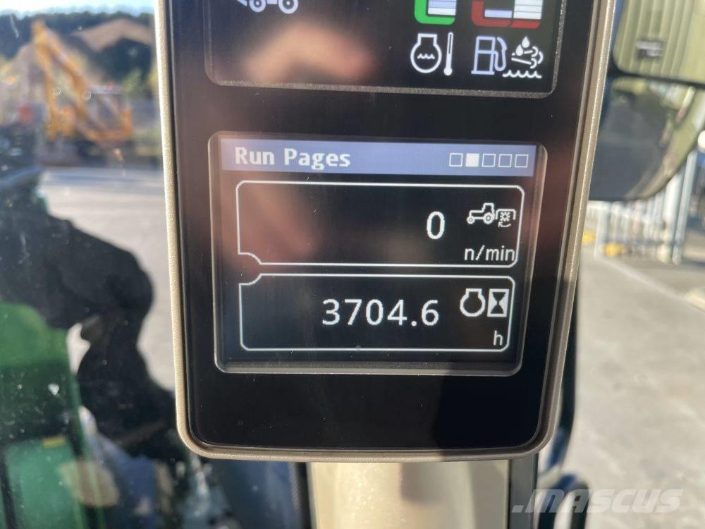 John Deere 6155 M Tractors