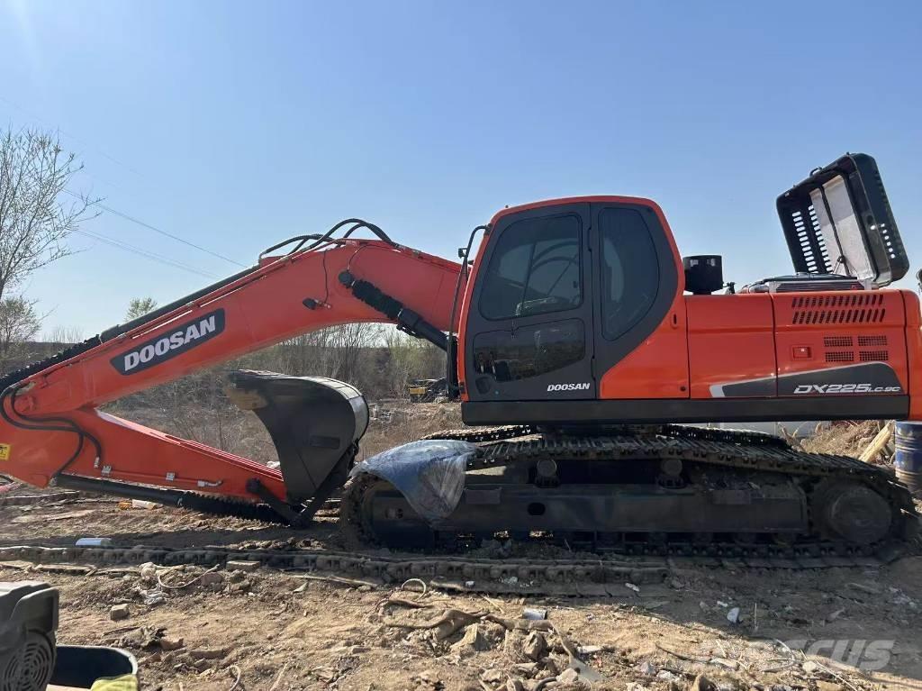 Doosan DX225LC-9C Crawler excavators