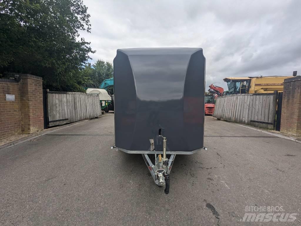 Nugent BX3117S-2 Box body trailers