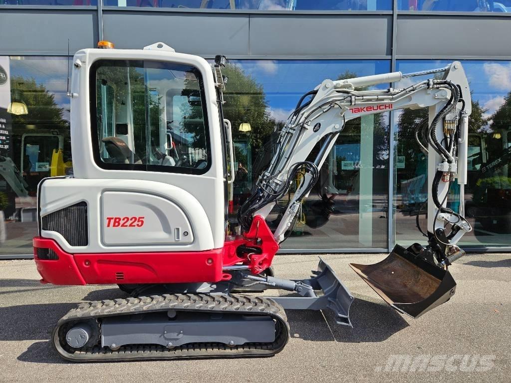 Takeuchi TB 225 Mini excavators < 7t (Mini diggers)