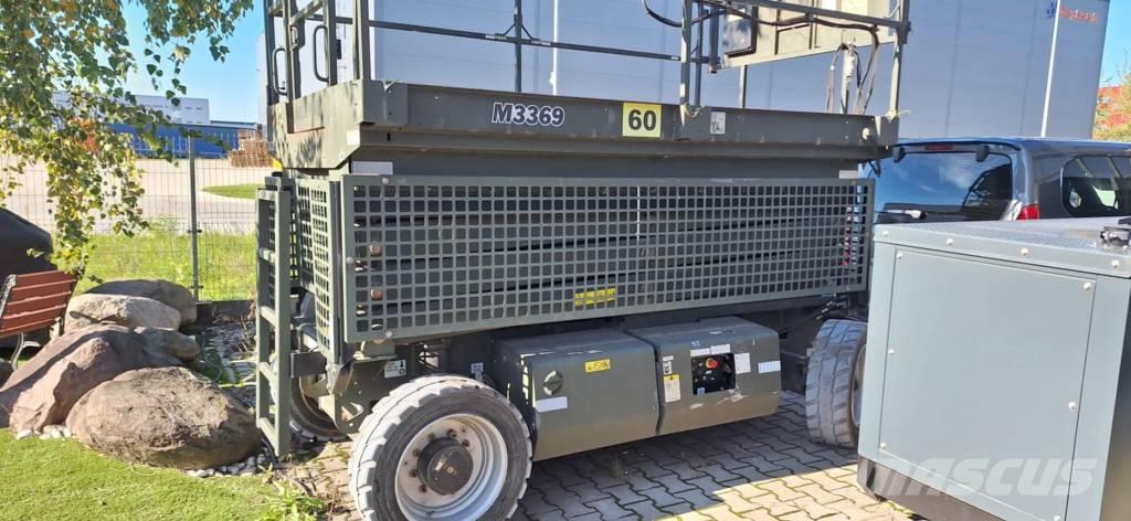 JLG M 3369 Scissor lifts