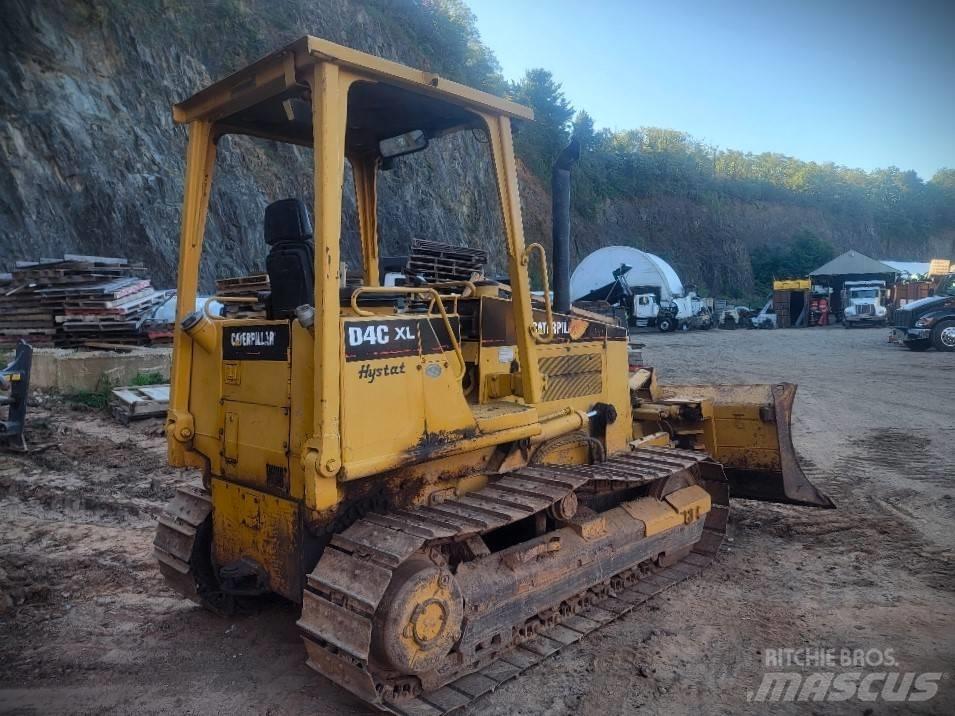 CAT D 4 C XL HST Crawler dozers