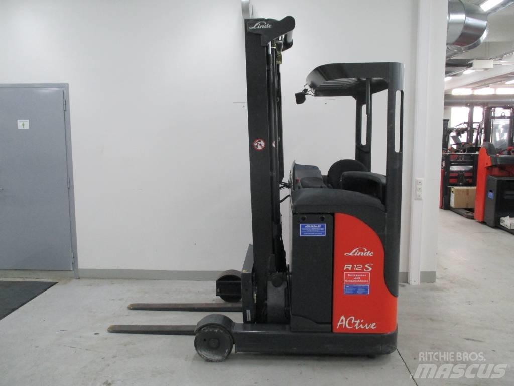 Linde R 12 Reach trucks