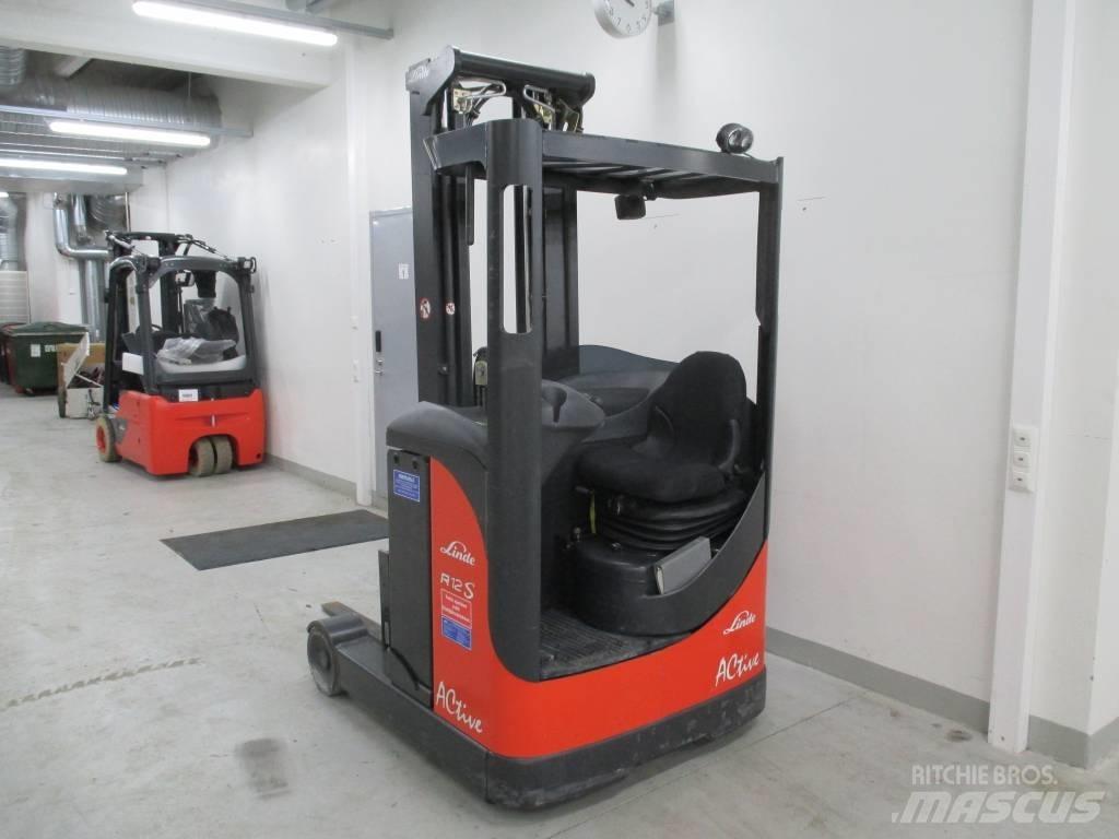 Linde R 12 Reach trucks